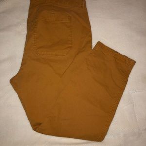 Women’s old navy  size 16, orange pixie cut pant